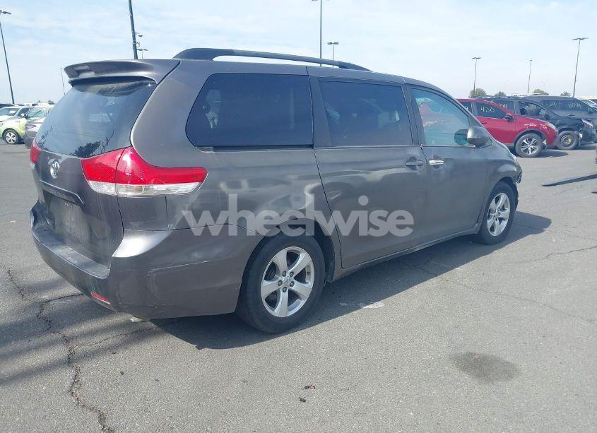 Photo 4 of 2013 Toyota Sienna LE V6 8 PASSENGER (VIN 5TDKK3DC2DS324921)