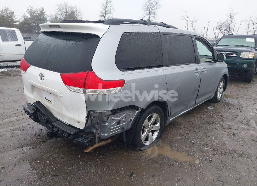 Photo 4 of 2013 Toyota Sienna LE V6 8 PASSENGER (VIN 5TDKK3DC2DS349575)