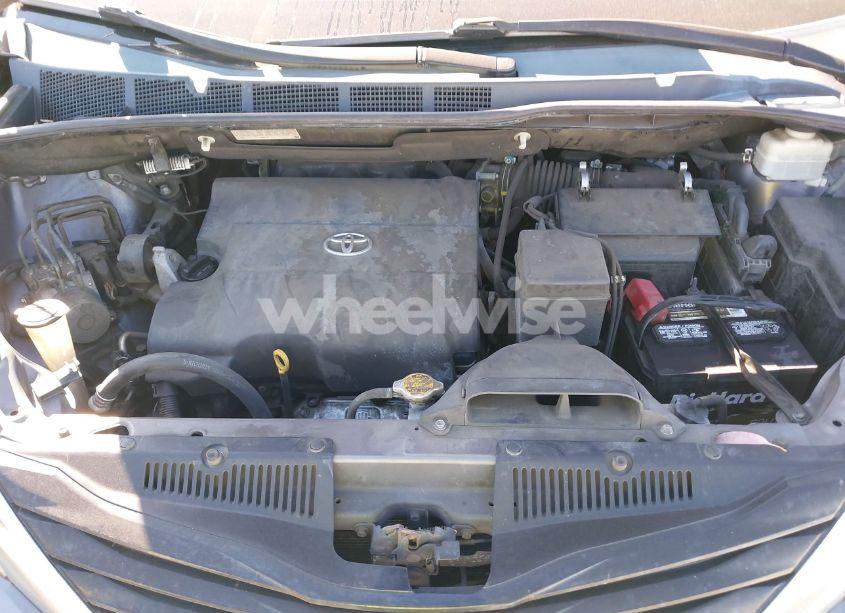 Photo 10 of 2013 Toyota Sienna LE V6 8 PASSENGER (VIN 5TDKK3DC2DS364013)