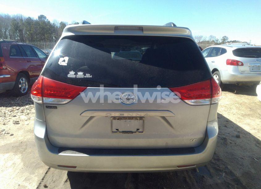 Photo 16 of 2014 Toyota Sienna LE V6 8 PASSENGER (VIN 5TDKK3DC2ES465828)