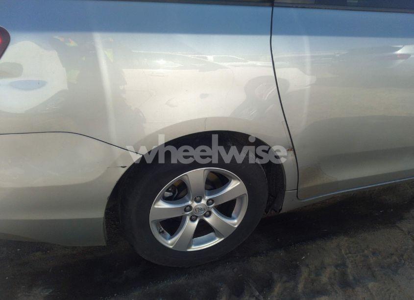 Photo 18 of 2014 Toyota Sienna LE V6 8 PASSENGER (VIN 5TDKK3DC2ES465828)