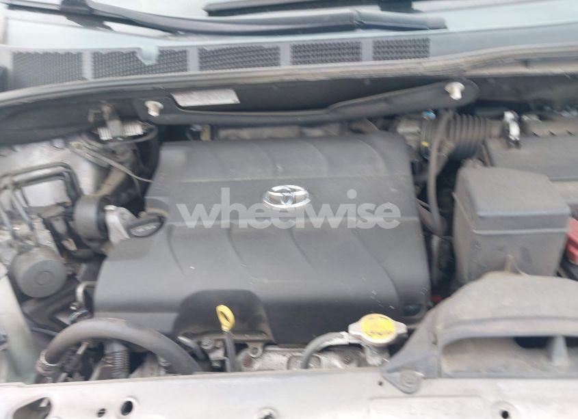 Photo 10 of 2014 Toyota Sienna LE V6 8 PASSENGER (VIN 5TDKK3DC2ES519967)