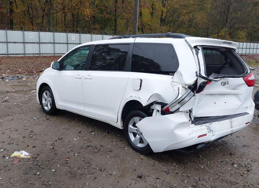 Photo 3 of 2015 Toyota Sienna LE 8 PASSENGER (VIN 5TDKK3DC2FS564358)