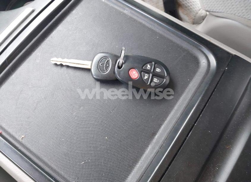 Photo 11 of 2015 Toyota Sienna LE 8 PASSENGER (VIN 5TDKK3DC2FS601019)