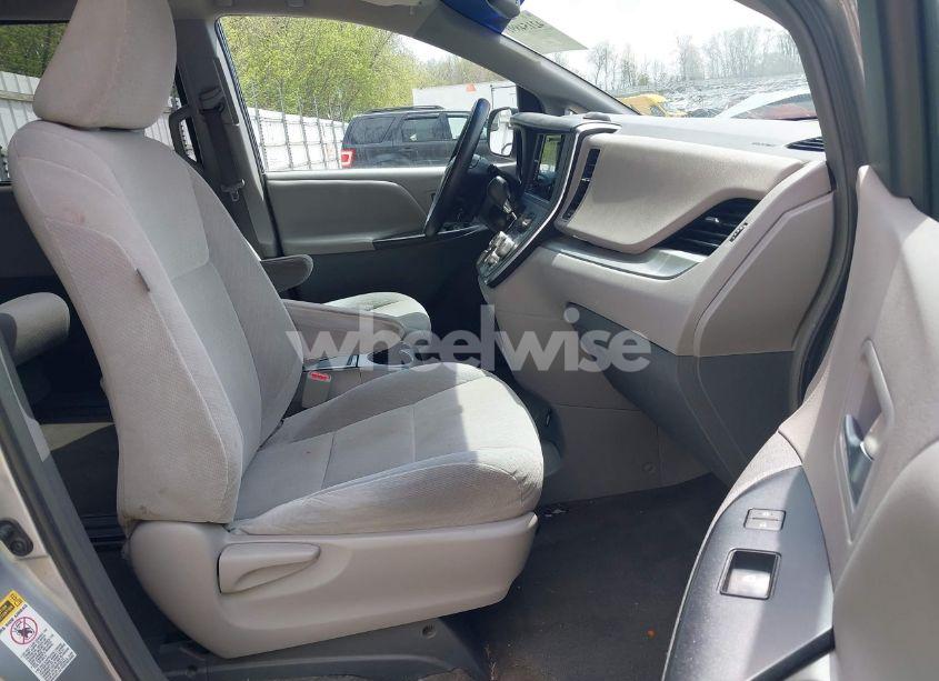 Photo 5 of 2015 Toyota Sienna LE 8 PASSENGER (VIN 5TDKK3DC2FS601019)