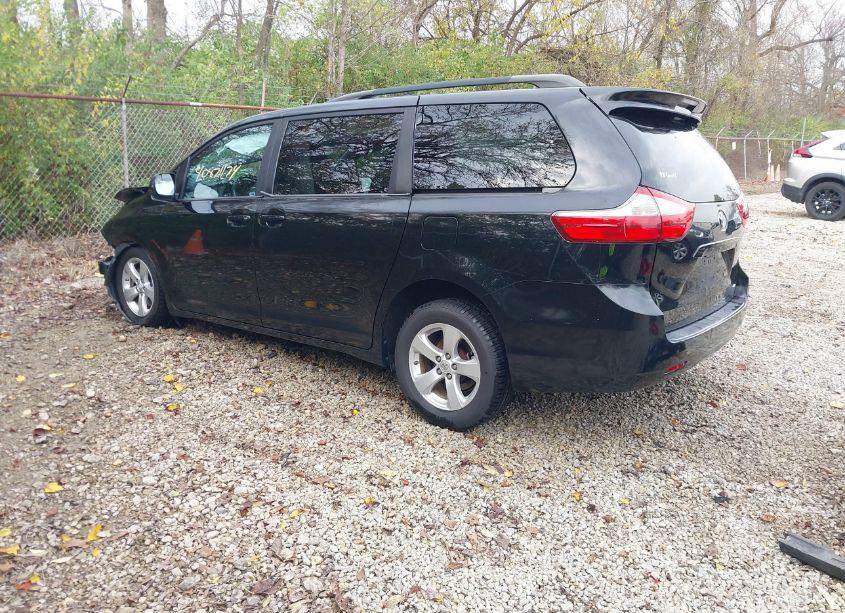 Photo 3 of 2015 Toyota Sienna LE 8 PASSENGER (VIN 5TDKK3DC2FS603465)