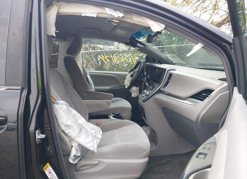 Photo 5 of 2015 Toyota Sienna LE 8 PASSENGER (VIN 5TDKK3DC2FS603465)