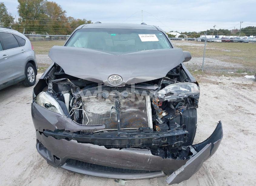 Photo 12 of 2015 Toyota Sienna LE 8 PASSENGER (VIN 5TDKK3DC2FS617284)