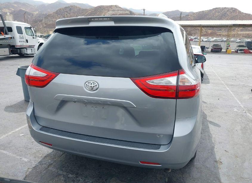 Photo 16 of 2015 Toyota Sienna LE 8 PASSENGER (VIN 5TDKK3DC2FS638989)