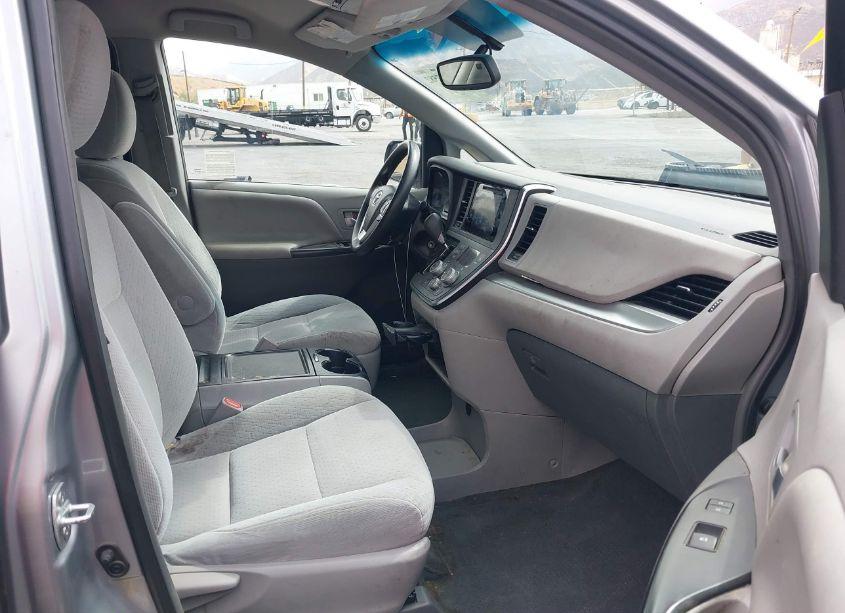Photo 5 of 2015 Toyota Sienna LE 8 PASSENGER (VIN 5TDKK3DC2FS638989)