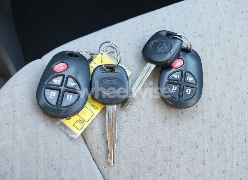 Photo 11 of 2015 Toyota Sienna LE 8 PASSENGER (VIN 5TDKK3DC2FS683429)