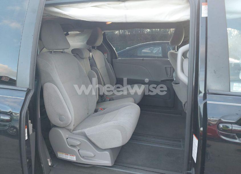 Photo 8 of 2015 Toyota Sienna LE 8 PASSENGER (VIN 5TDKK3DC2FS683429)