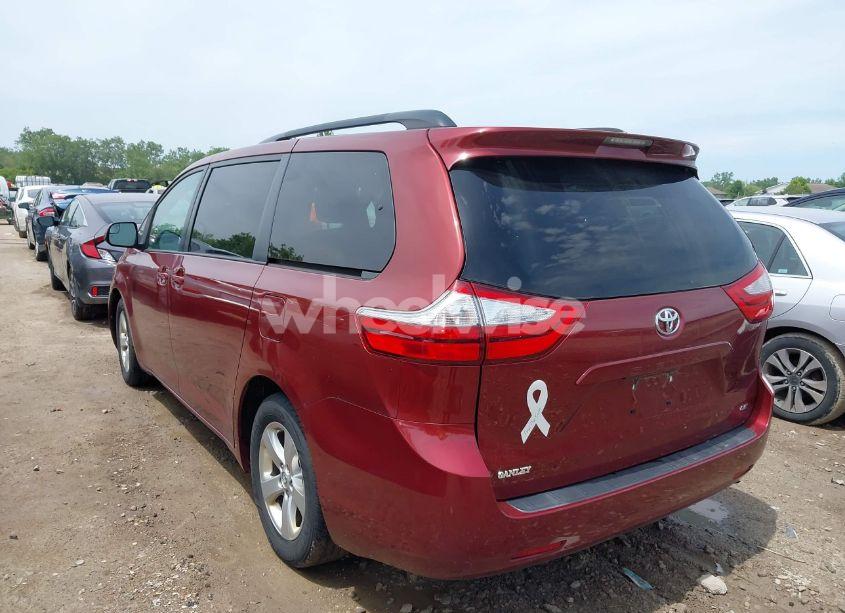 Photo 3 of 2016 Toyota Sienna LE 8 PASSENGER (VIN 5TDKK3DC2GS718956)