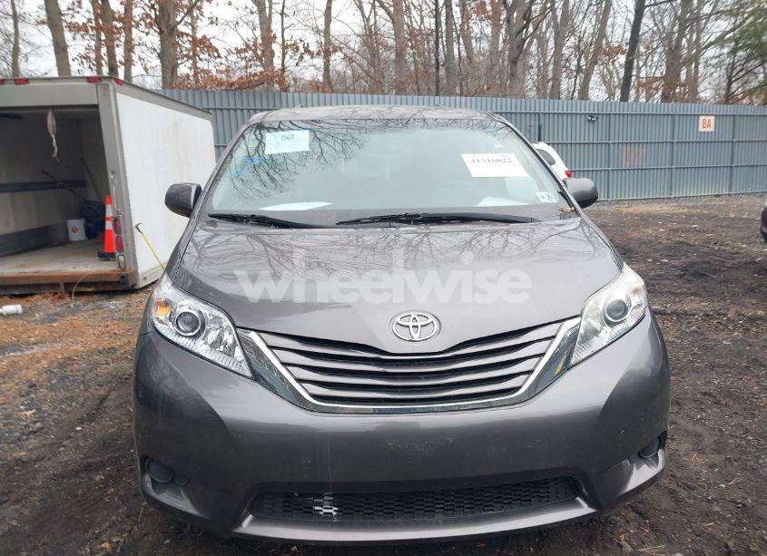 Photo 12 of 2016 Toyota Sienna LE 8 PASSENGER (VIN 5TDKK3DC2GS752783)