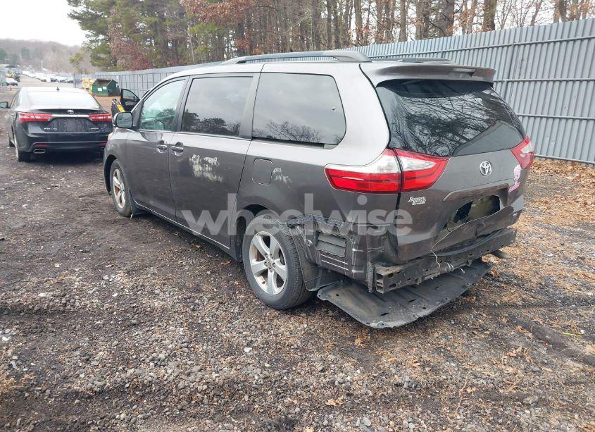 Photo 3 of 2016 Toyota Sienna LE 8 PASSENGER (VIN 5TDKK3DC2GS752783)