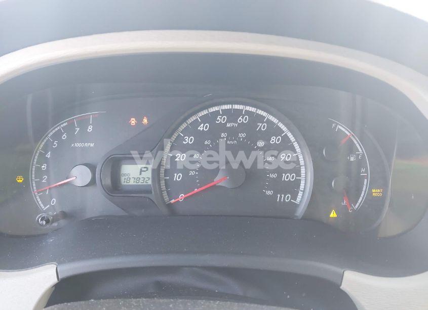 Photo 7 of 2011 Toyota Sienna LE V6 (VIN 5TDKK3DC3BS057303)