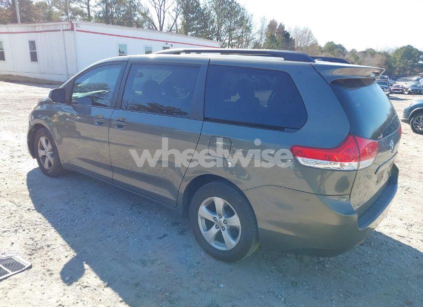 Photo 3 of 2011 Toyota Sienna LE V6 (VIN 5TDKK3DC3BS078183)
