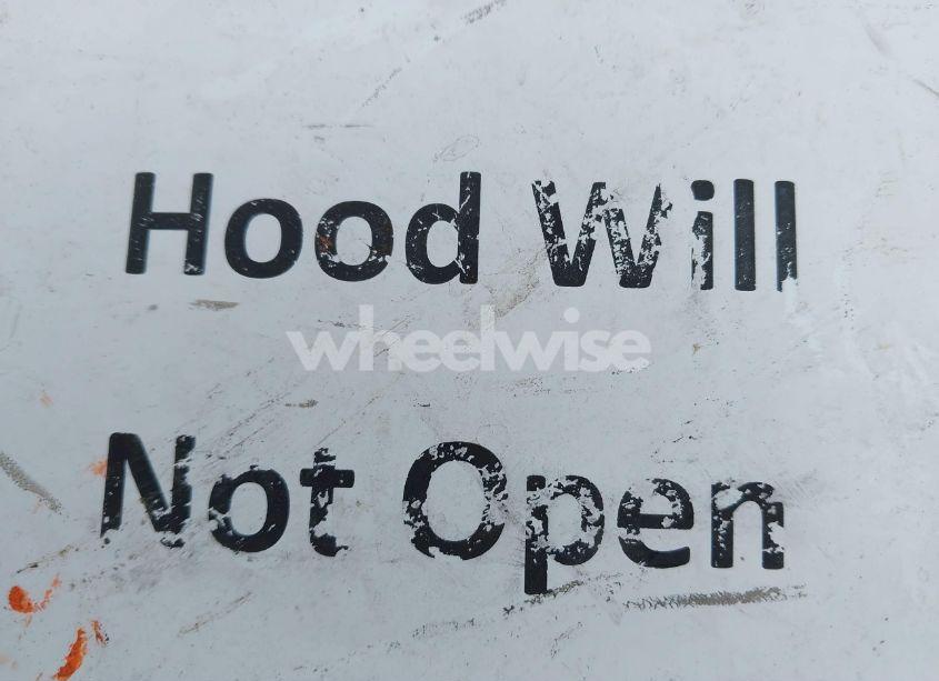 Photo 10 of 2011 Toyota Sienna LE V6 (VIN 5TDKK3DC3BS083769)