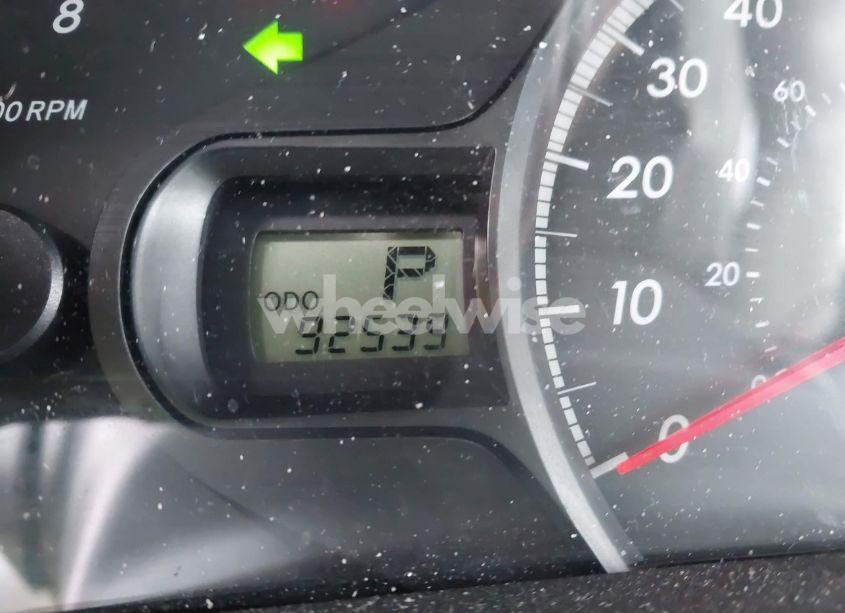 Photo 15 of 2011 Toyota Sienna LE V6 (VIN 5TDKK3DC3BS083769)