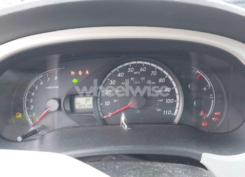 Photo 7 of 2011 Toyota Sienna LE V6 (VIN 5TDKK3DC3BS083769)