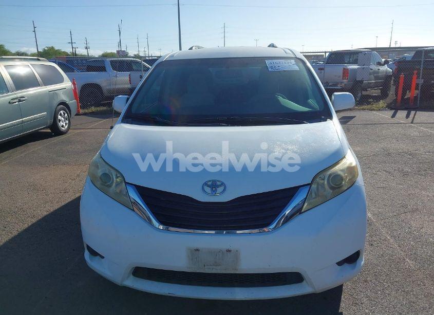 Photo 12 of 2011 Toyota Sienna LE V6/LE V6 AUTO ACCESS SEAT (VIN 5TDKK3DC3BS086073)