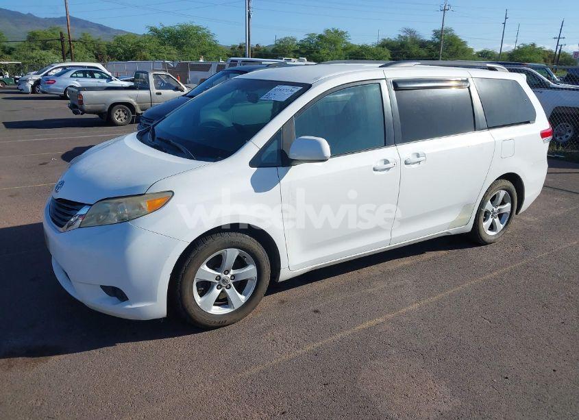 Photo 2 of 2011 Toyota Sienna LE V6/LE V6 AUTO ACCESS SEAT (VIN 5TDKK3DC3BS086073)