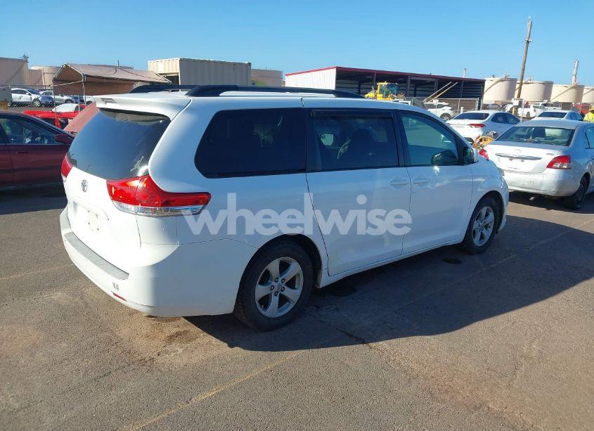 Photo 4 of 2011 Toyota Sienna LE V6/LE V6 AUTO ACCESS SEAT (VIN 5TDKK3DC3BS086073)