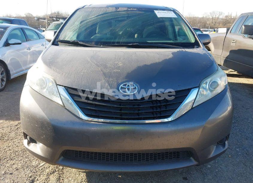 Photo 12 of 2011 Toyota Sienna LE V6 (VIN 5TDKK3DC3BS089958)