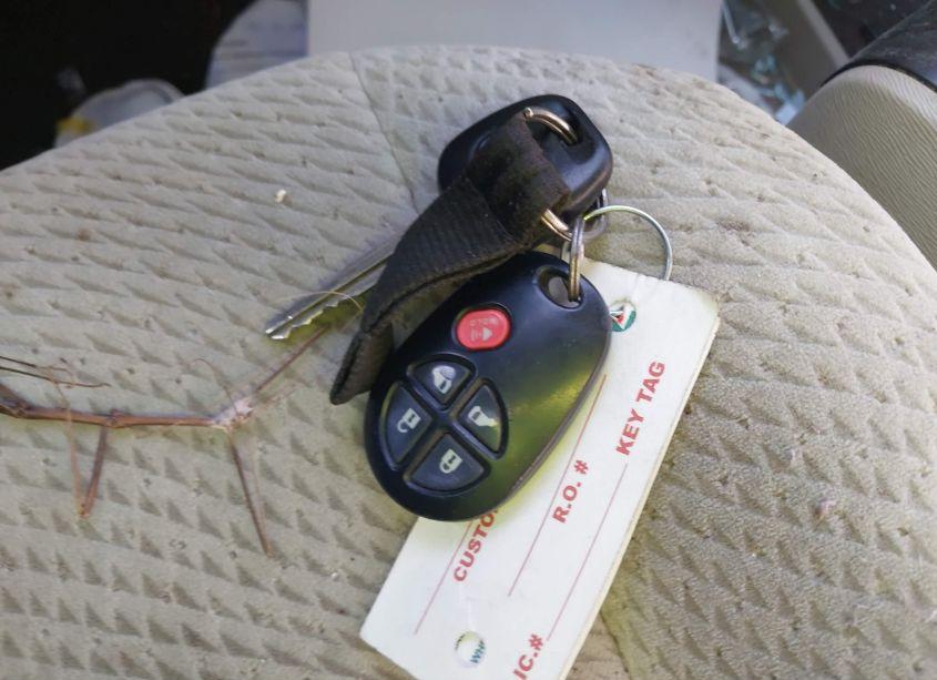 Photo 11 of 2011 Toyota Sienna LE V6 (VIN 5TDKK3DC3BS113496)