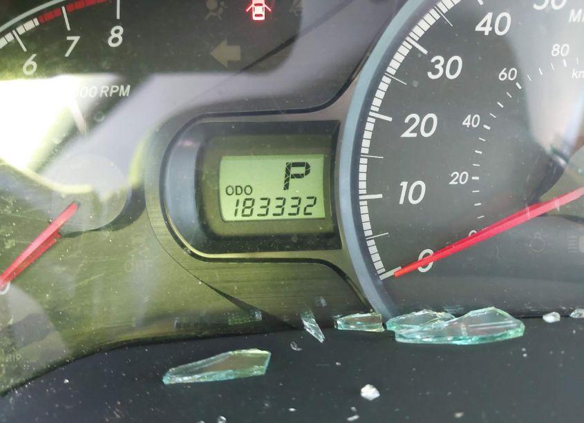 Photo 15 of 2011 Toyota Sienna LE V6 (VIN 5TDKK3DC3BS113496)