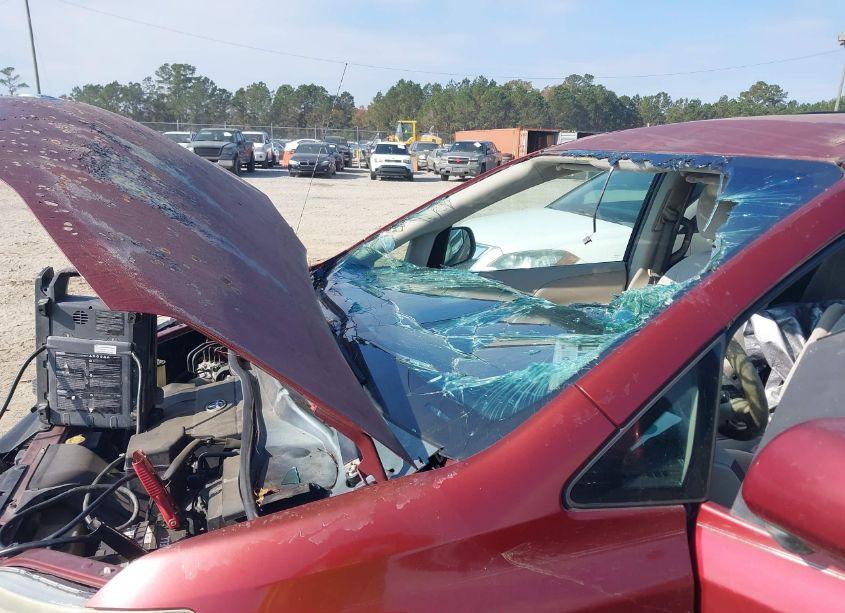 Photo 6 of 2011 Toyota Sienna LE V6 (VIN 5TDKK3DC3BS113496)