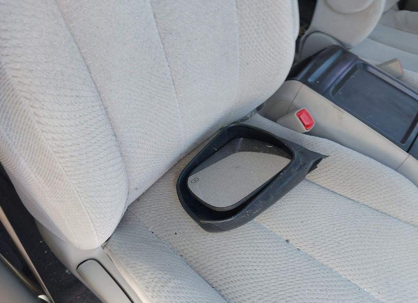 Photo 12 of 2011 Toyota Sienna LE V6 (VIN 5TDKK3DC3BS123008)