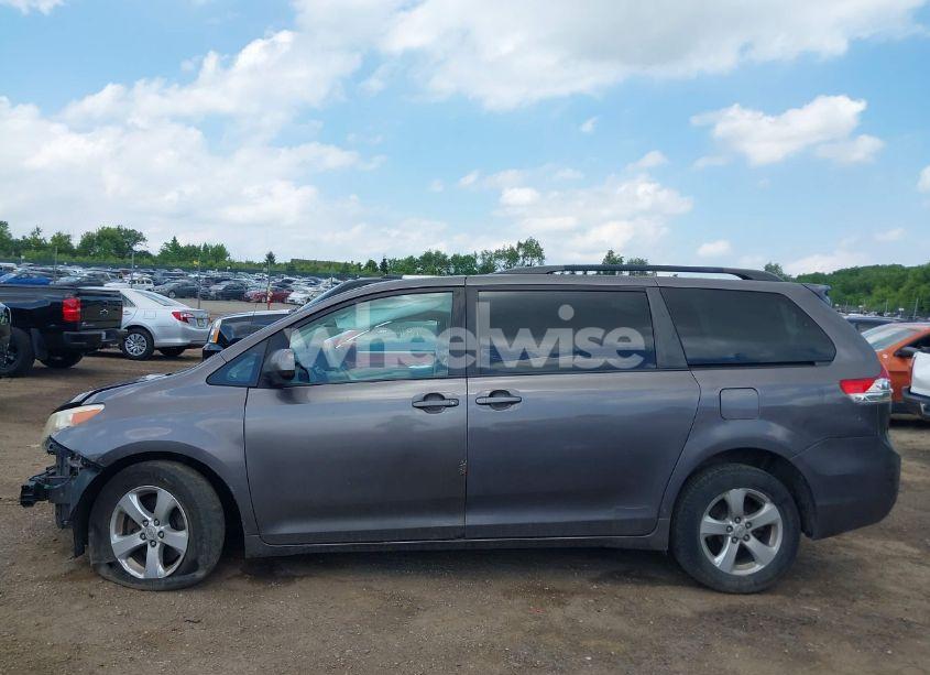 Photo 14 of 2011 Toyota Sienna LE V6 (VIN 5TDKK3DC3BS166098)