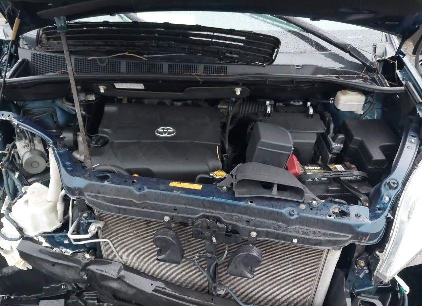 Photo 10 of 2012 Toyota Sienna LE V6 8 PASSENGER (VIN 5TDKK3DC3CS200879)