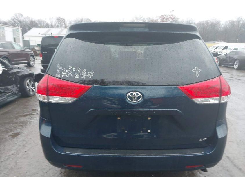 Photo 15 of 2012 Toyota Sienna LE V6 8 PASSENGER (VIN 5TDKK3DC3CS200879)