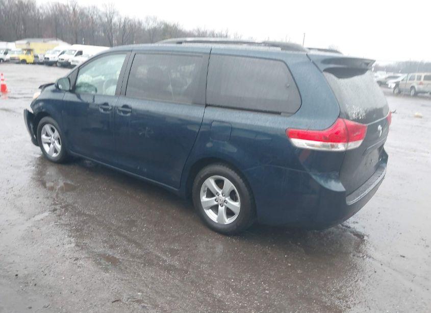 Photo 3 of 2012 Toyota Sienna LE V6 8 PASSENGER (VIN 5TDKK3DC3CS200879)