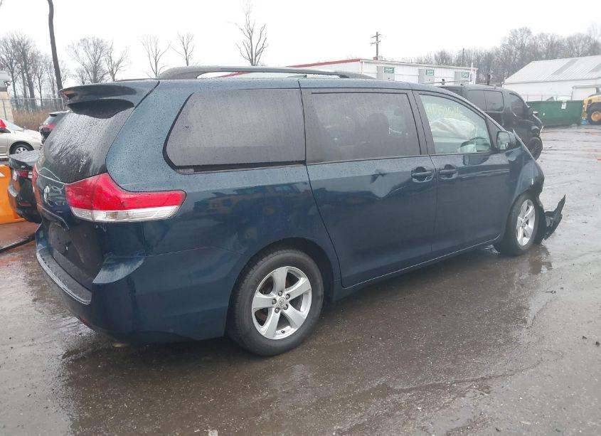 Photo 4 of 2012 Toyota Sienna LE V6 8 PASSENGER (VIN 5TDKK3DC3CS200879)