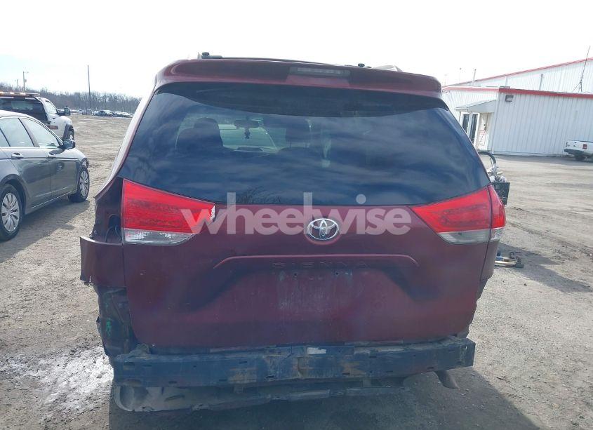 Photo 16 of 2012 Toyota Sienna LE V6 8 PASSENGER (VIN 5TDKK3DC3CS237396)