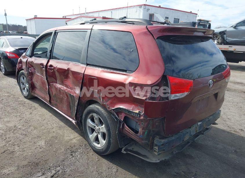 Photo 3 of 2012 Toyota Sienna LE V6 8 PASSENGER (VIN 5TDKK3DC3CS237396)