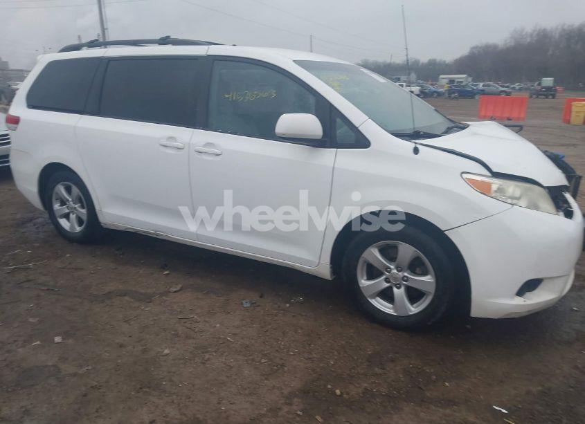 Photo 13 of 2012 Toyota Sienna LE V6 8 PASSENGER (VIN 5TDKK3DC3CS247670)