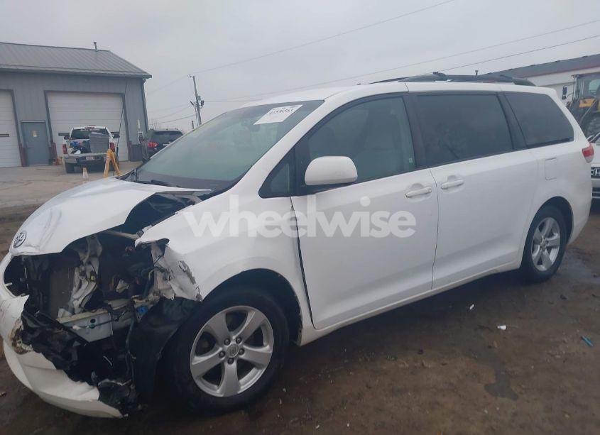 Photo 14 of 2012 Toyota Sienna LE V6 8 PASSENGER (VIN 5TDKK3DC3CS247670)