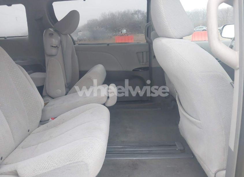 Photo 8 of 2012 Toyota Sienna LE V6 8 PASSENGER (VIN 5TDKK3DC3CS247670)