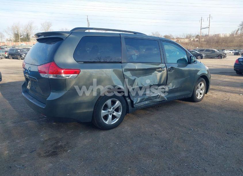 Photo 4 of 2013 Toyota Sienna LE V6 8 PASSENGER (VIN 5TDKK3DC3DS324488)