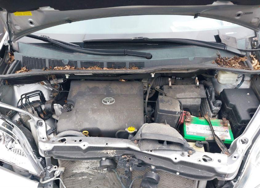 Photo 10 of 2013 Toyota Sienna LE V6 8 PASSENGER (VIN 5TDKK3DC3DS376817)