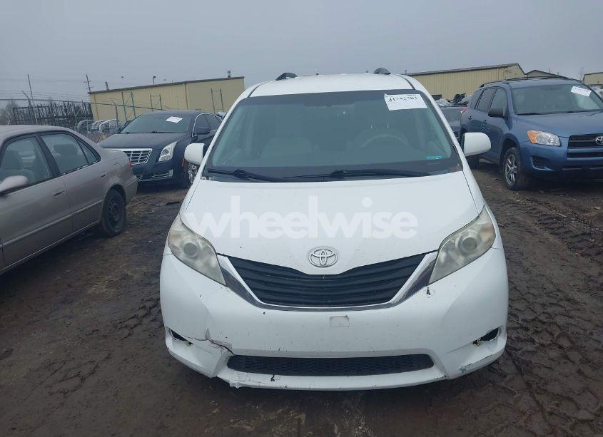 Photo 12 of 2013 Toyota Sienna LE V6 8 PASSENGER (VIN 5TDKK3DC3DS378261)