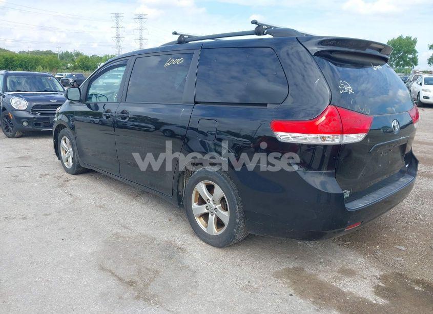 Photo 3 of 2013 Toyota Sienna LE V6 8 PASSENGER (VIN 5TDKK3DC3DS392029)