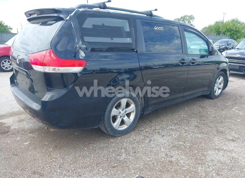 Photo 4 of 2013 Toyota Sienna LE V6 8 PASSENGER (VIN 5TDKK3DC3DS392029)