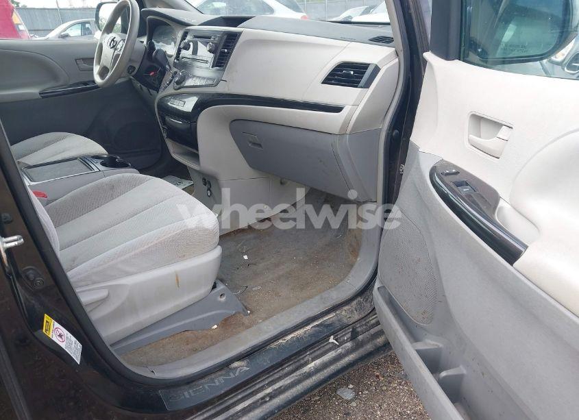 Photo 5 of 2013 Toyota Sienna LE V6 8 PASSENGER (VIN 5TDKK3DC3DS392029)