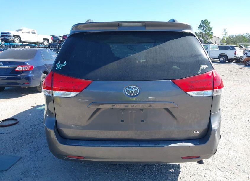 Photo 16 of 2013 Toyota Sienna LE V6 8 PASSENGER (VIN 5TDKK3DC3DS401120)