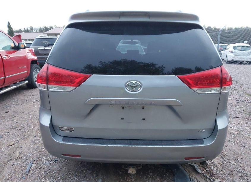 Photo 16 of 2014 Toyota Sienna LE V6 8 PASSENGER (VIN 5TDKK3DC3ES444017)